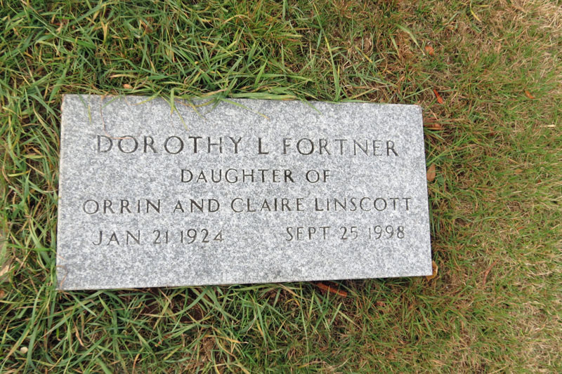 Dorothy Jean Fortner monument