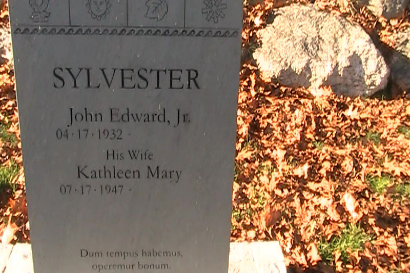 Jack and Kathleen Sylvester monument