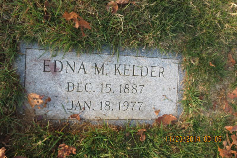 Edna Kelder monument