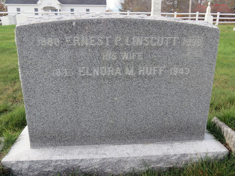 Ernest and Elnora Linscott monument