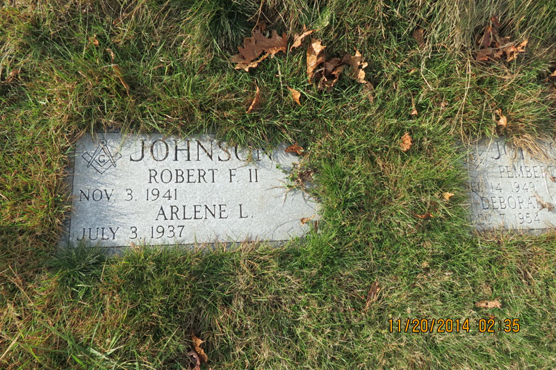 Robert and Arlene Johnson monument
