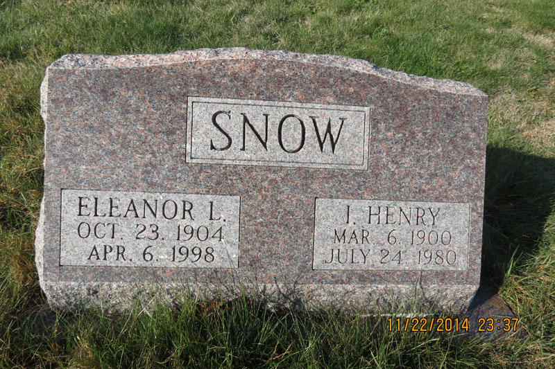 Eleanor and Henry Snow monument